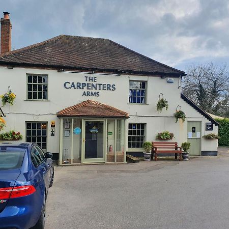 The Carpenters Arms Hotel Newbury  Eksteriør billede