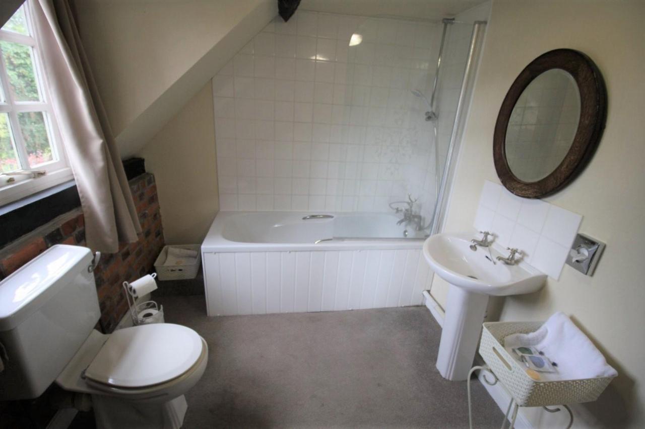 The Carpenters Arms Hotel Newbury  Værelse billede